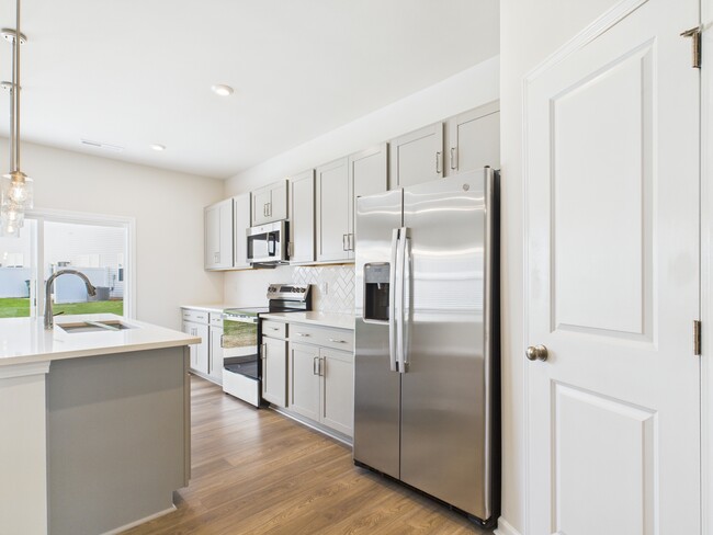 Foto del edificio - 3022 Hutton Gdns Ln