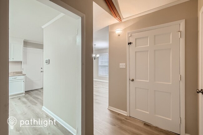 Foto del edificio - 3251 Deerwood Drive, Gastonia, NC, 28054