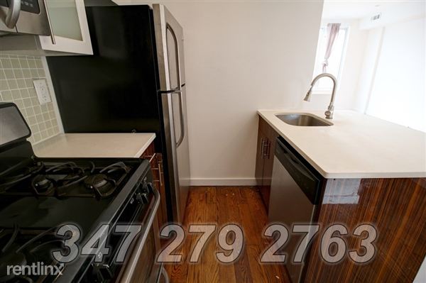 Building Photo - 417 Pulaski St