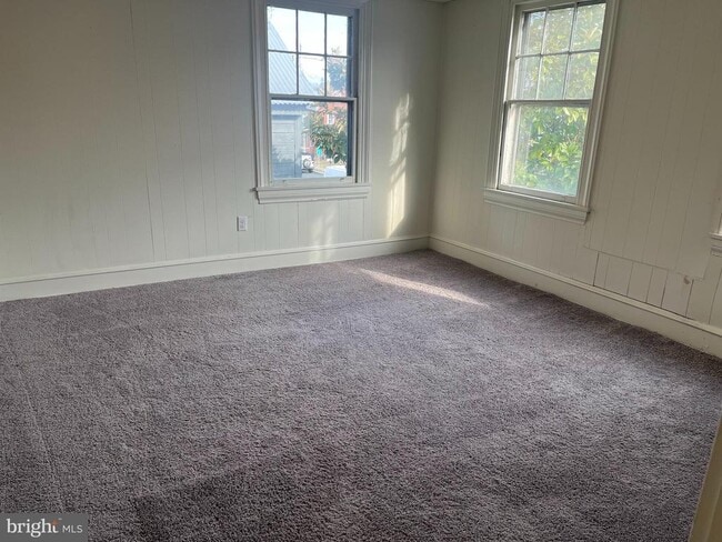 Building Photo - 38 S Main St