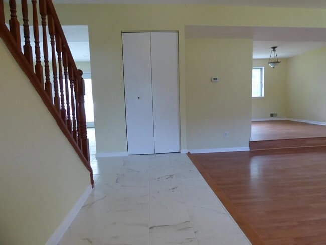 Photo - 7809 Suthard Dr (Rockville, MD) House