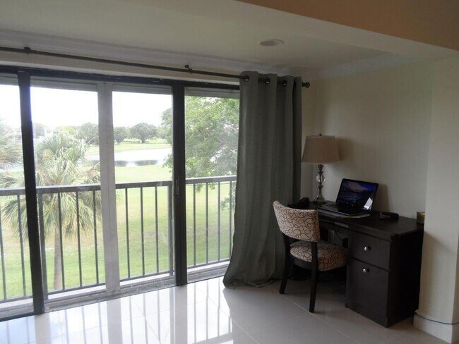 Foto del edificio - 4832 Esedra Ct