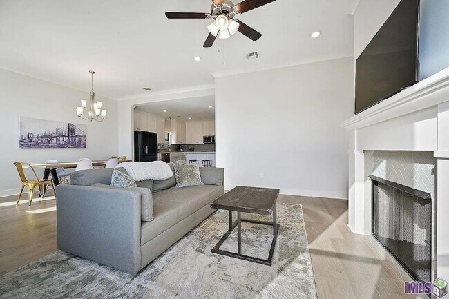 Foto del edificio - 10238 Grayton Dr.