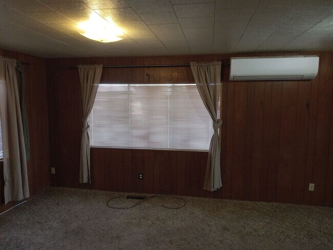 Foto del edificio - 735 Butler Blvd