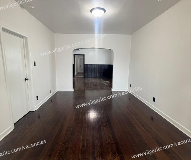 Foto del edificio - 1323 121st St