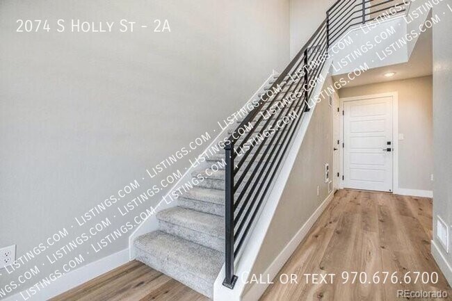 Foto del edificio - 2074 S Holly St