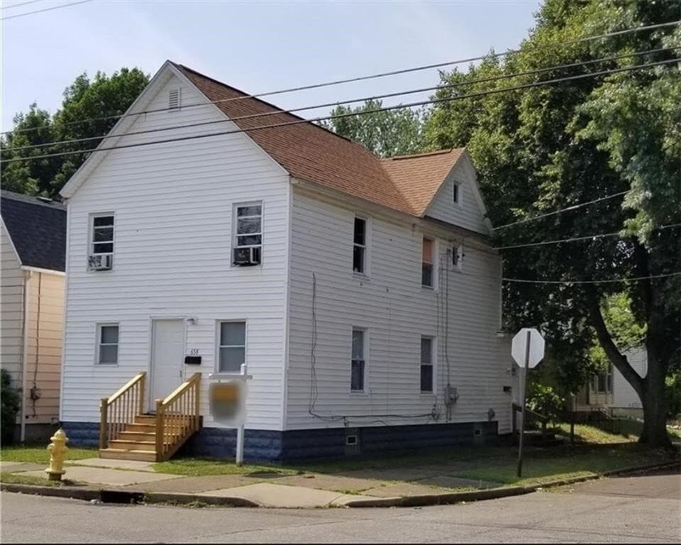 658 E 25th St, Erie, PA 16503 House for Rent in Erie, PA