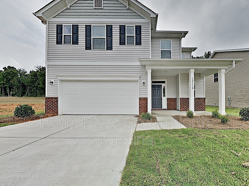 Foto principal - 12118 Old Dulin Farms Way