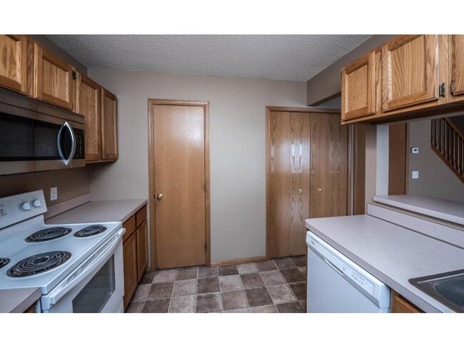 Building Photo - 4220 Meghan Ln