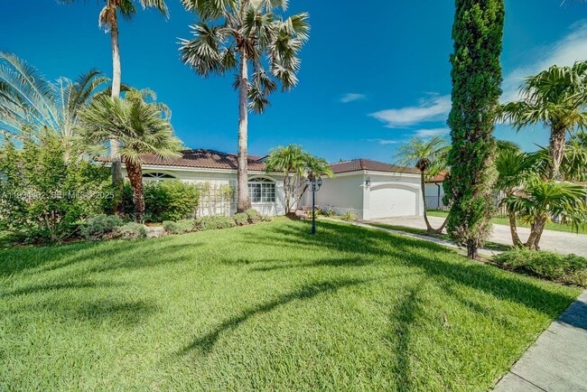 Building Photo - 18128 SW 151st Ave