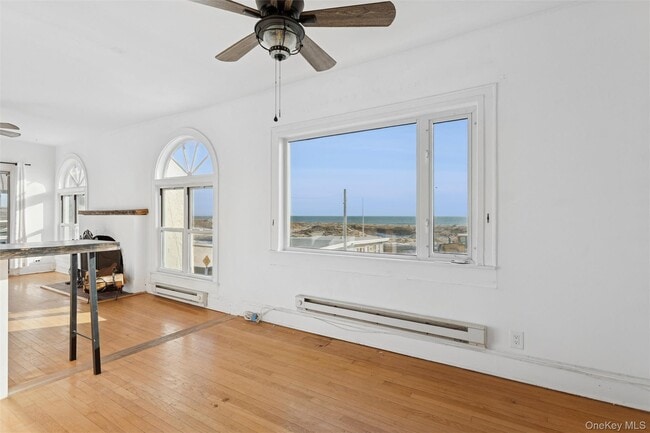Building Photo - 23 Troy Ave
