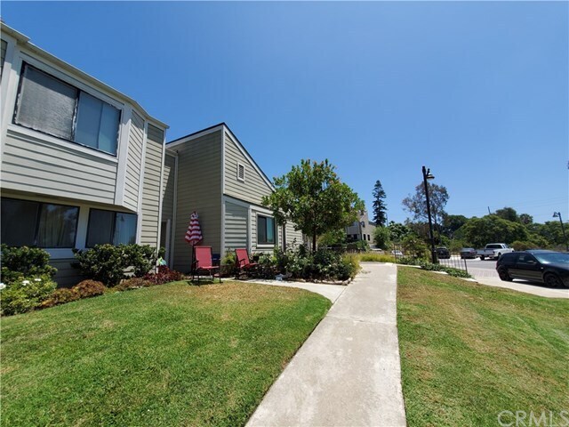 Building Photo - 7 Sandflower Ct