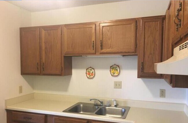 Foto del edificio - 208 Huckleberry Heights Dr