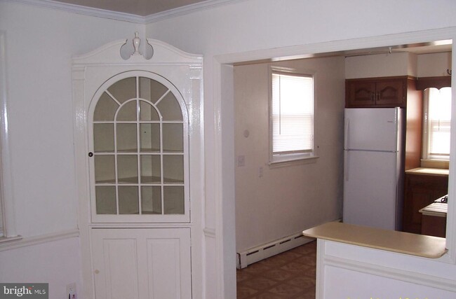Building Photo - 128 Francis Ave