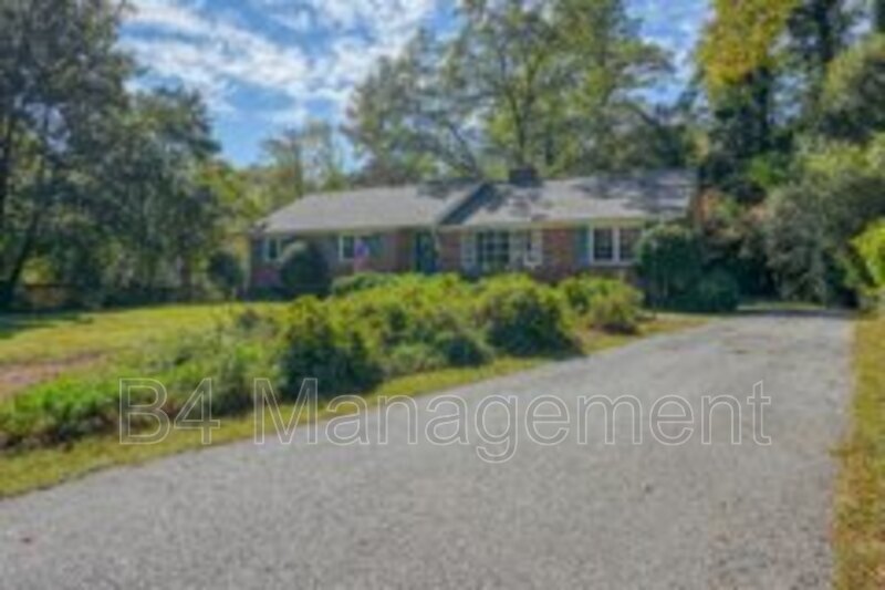 Foto principal - 524 Overland Dr