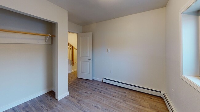Building Photo - 2390 Richardson Hwy