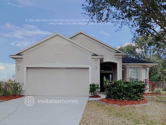 Building Photo - 1612 Wakefield Dr