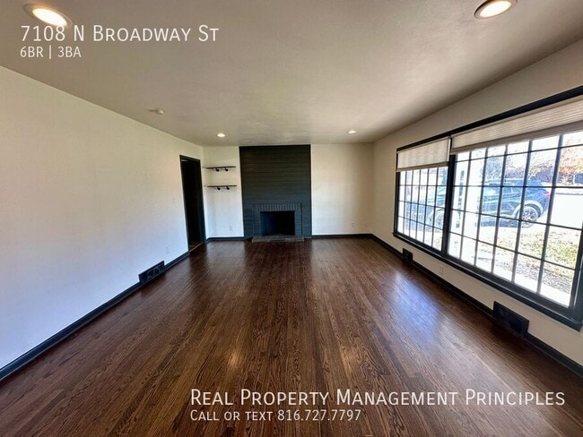 Foto del edificio - 7108 N Broadway