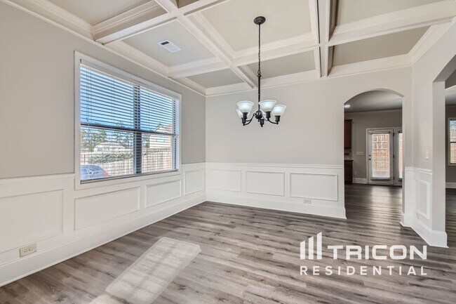 Foto del edificio - 2311 Northglenn Ct
