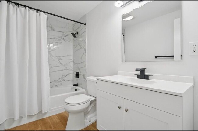Baño - 511 New York Ave