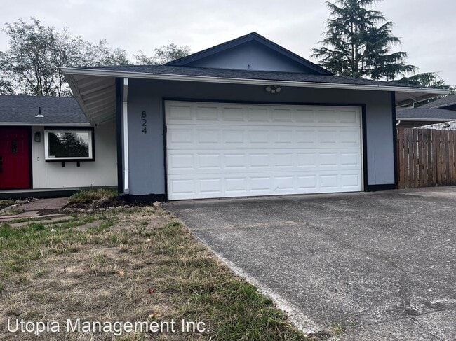 Building Photo - 4 br, 2 bath House - 824 SE 207th Ave.