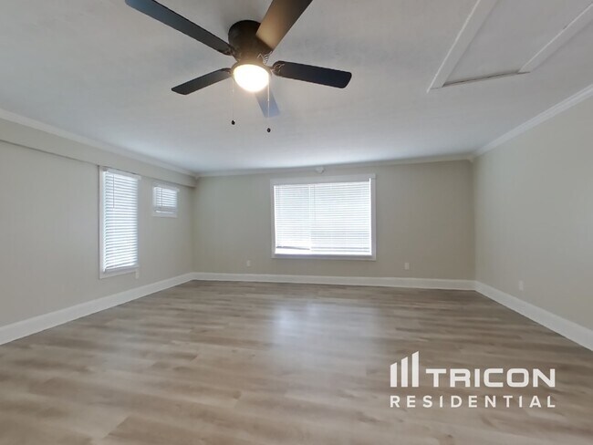 Foto del edificio - 5336 Orchard Pl