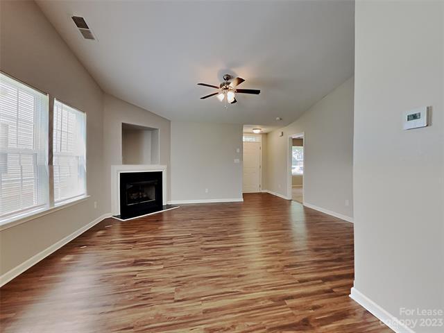 Building Photo - 2856 Oasis Ln