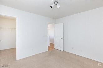 Building Photo - 7859 Windhamridge Dr