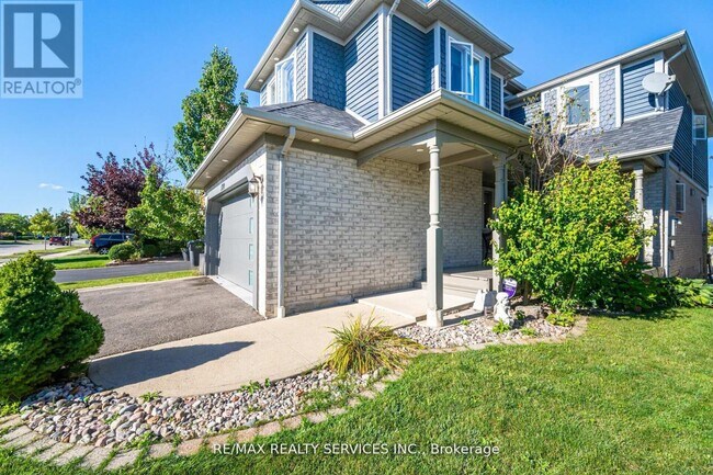 Building Photo - 5749 Greensboro Dr