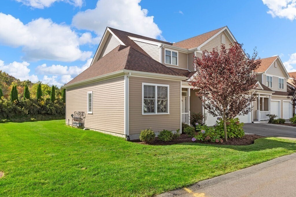 70 Endicott St, Norwood, MA 02062 Townhome Rentals in Norwood MA