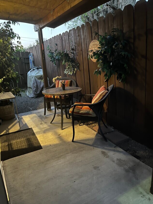 1302 Enslen Ave Unit 1302, Modesto, CA 95350 1302 Enslen Ave Modesto