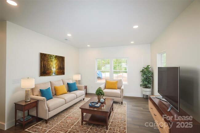 Foto del edificio - 1709 N Clay St