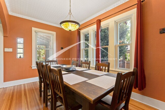 Foto del edificio - Lovely 3 bedroom home in the Highlands Nei...
