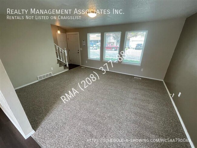 Foto del edificio - 1339 W Sandalwood Dr