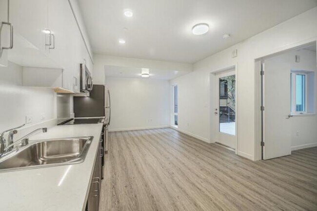 Building Photo - 0 bedroom in Berkeley CA 94704