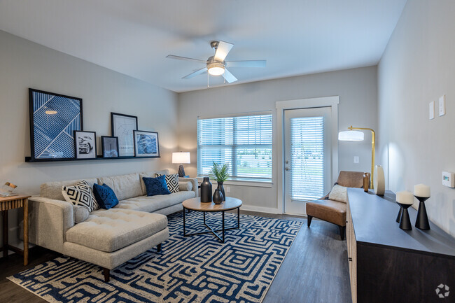 1BR, 1BA - 774SF - Indigo at Berewick