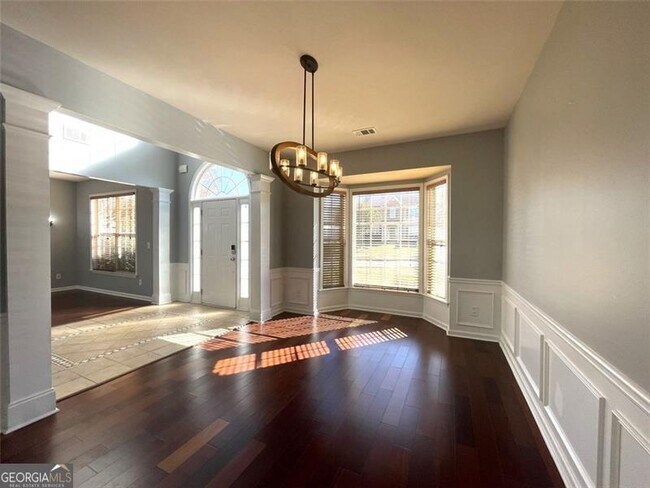 Building Photo - 4762 Creek Hill Ln
