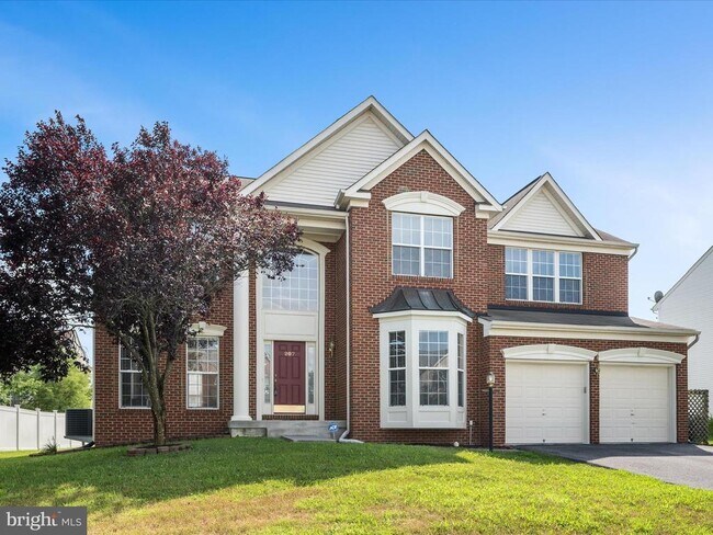 Foto del edificio - 207 MacKenzie Ln