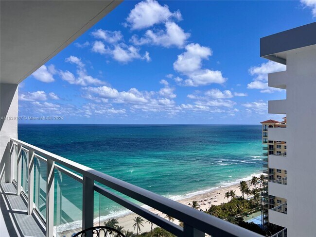 Foto del edificio - 2030 S Ocean Dr