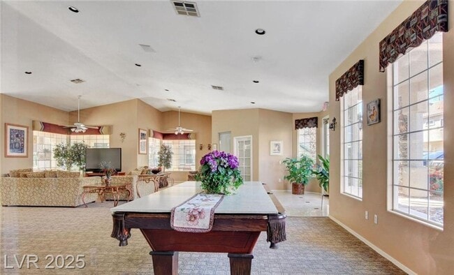 Building Photo - Bright Green Valley Condo in Gated Southpa...