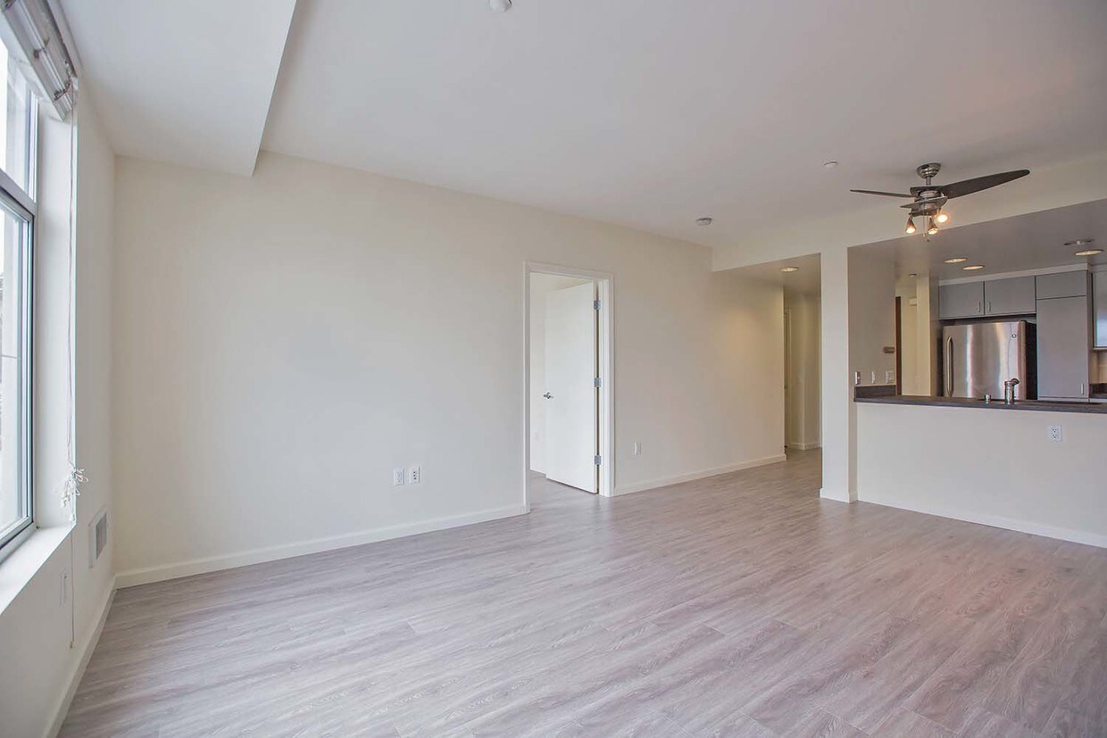 Spacious Condo Above Whole Foods Condo for Rent in San Francisco, CA