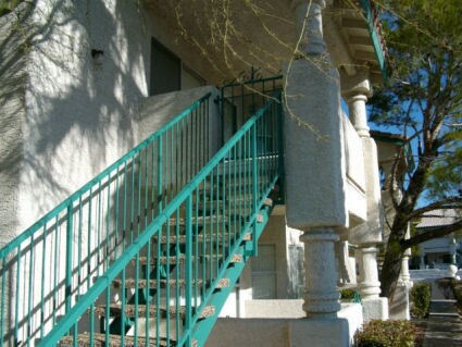 Primary Photo - CONDO- Rock Springs