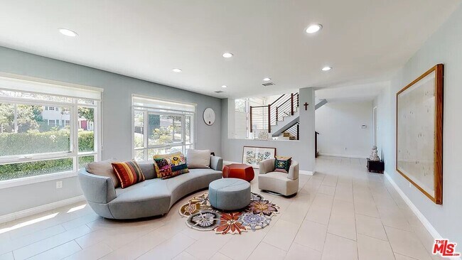 Foto del edificio - 1121 S Wilton Pl