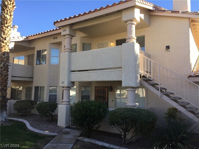 Building Photo - 936 Boulder Mesa Dr