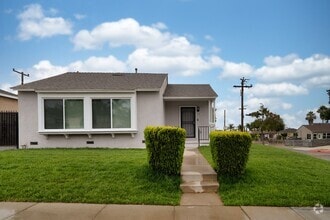 Building Photo - 300 E Andrix St