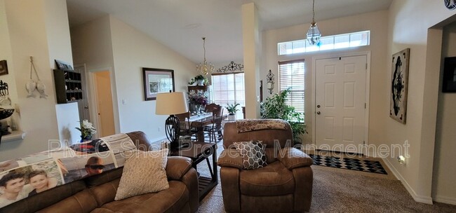 Building Photo - 5038 Terra Lake Cir