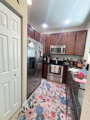 Foto del edificio - 169 Monterey Bay Dr