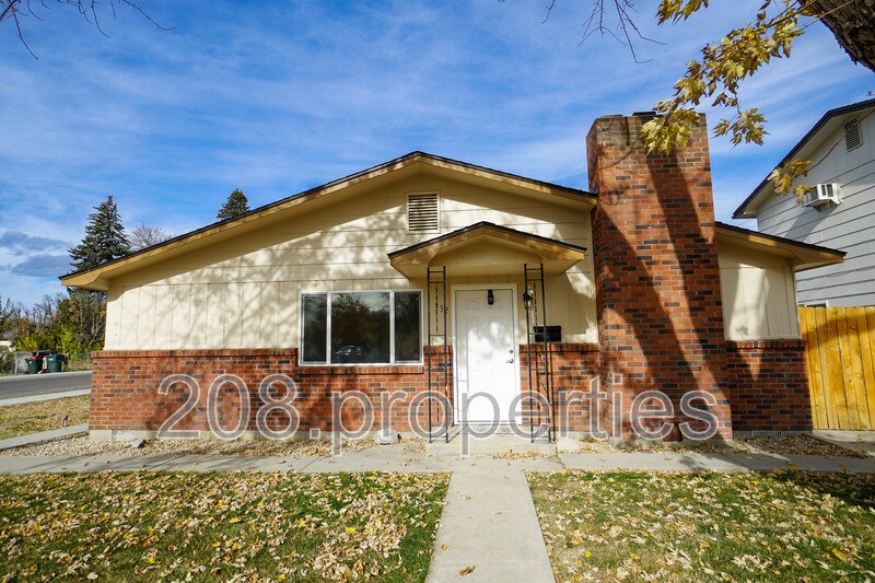 Foto principal - 332 W Idaho Ave