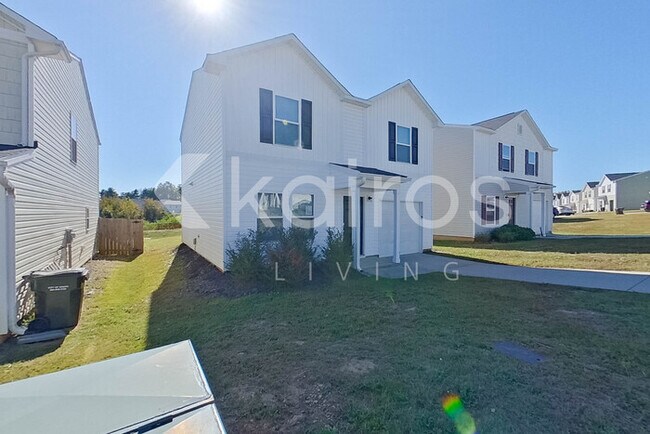 Building Photo - 7 Magnolia Green Dr