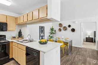 Interior Photo - Rio Santa Fe